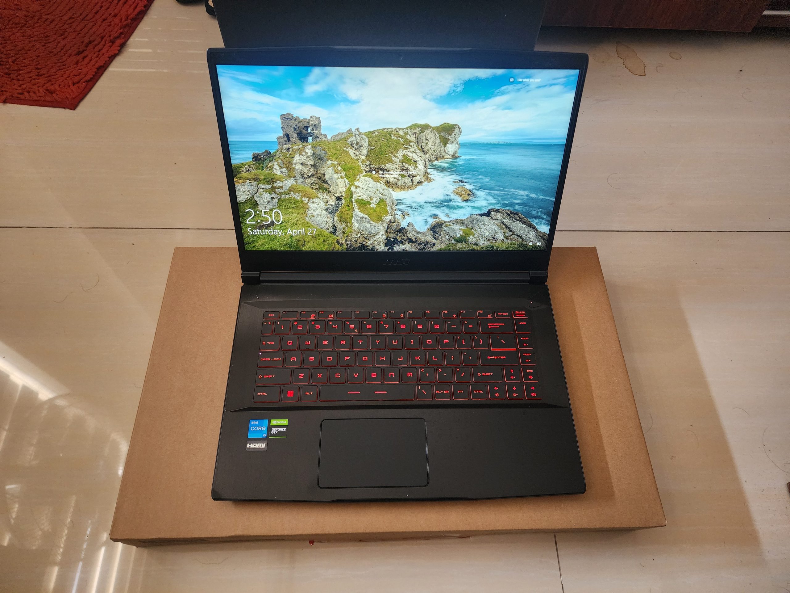 MSI GF63 i5 10300H 8/512 RTX 1650 15" FHD 144Hz